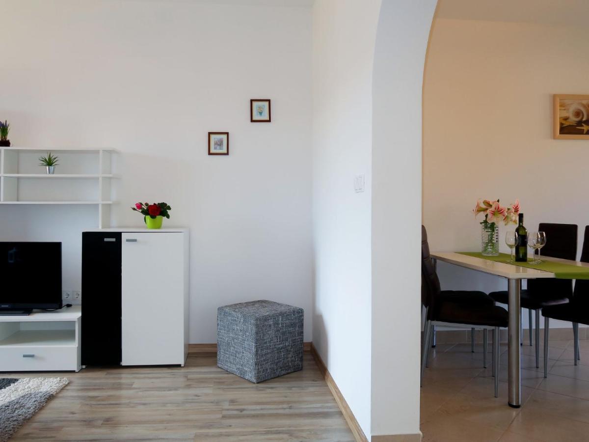 Apartment Rosic - Krk217 By Interhome Kornić Eksteriør billede