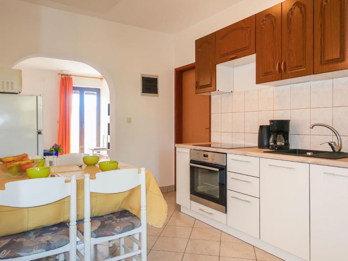 Apartment Rosic - Krk217 By Interhome Kornić Eksteriør billede